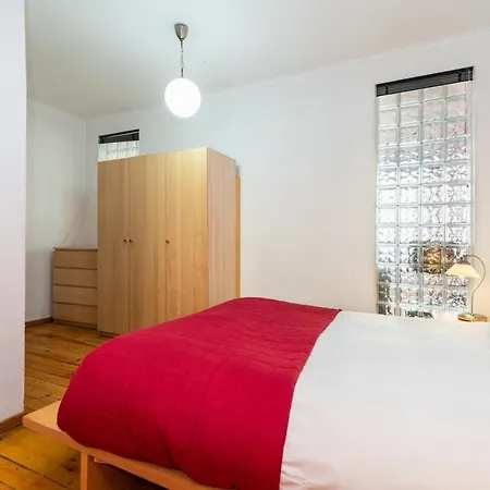 Charming 2 Bedroom Next To Praca Da Figueira *