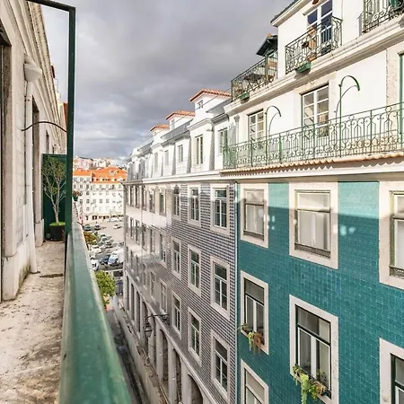 Charming 2 Bedroom Next To Praca Da Figueira Appartamento Lisbona