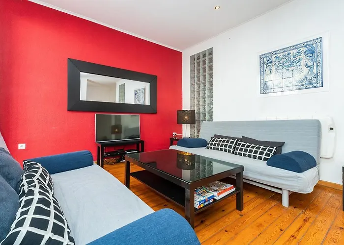 Charming 2 Bedroom Next To Praca Da Figueira * Lisboa